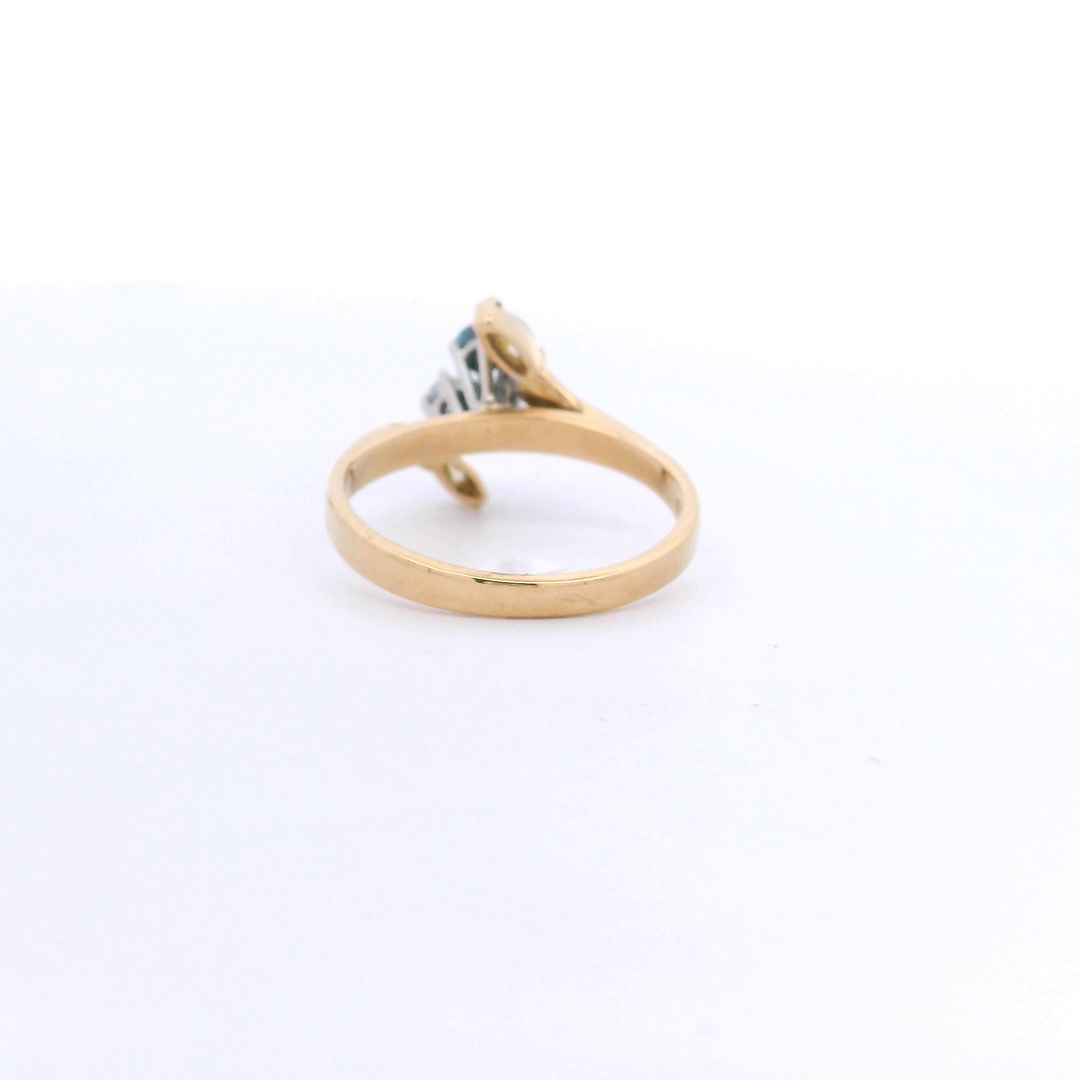 18ct YG Yellow, Blue and White Diamond Ring
