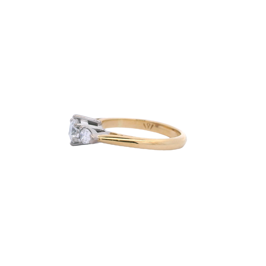 Ring 18ct 2T Trilogy Ring