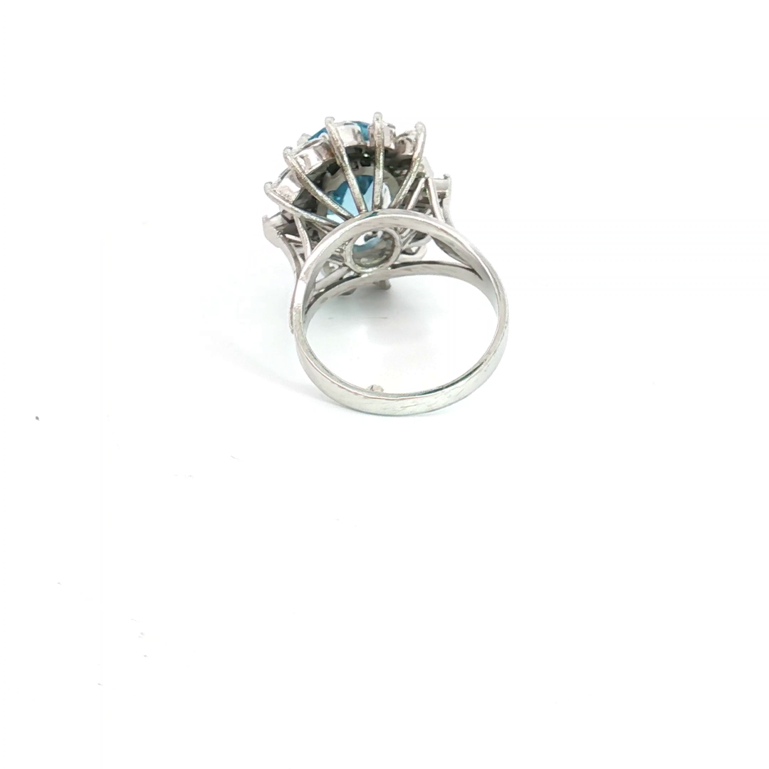 White Gold Cocktail Ring Featuring an Oval Faceted Aquamarine