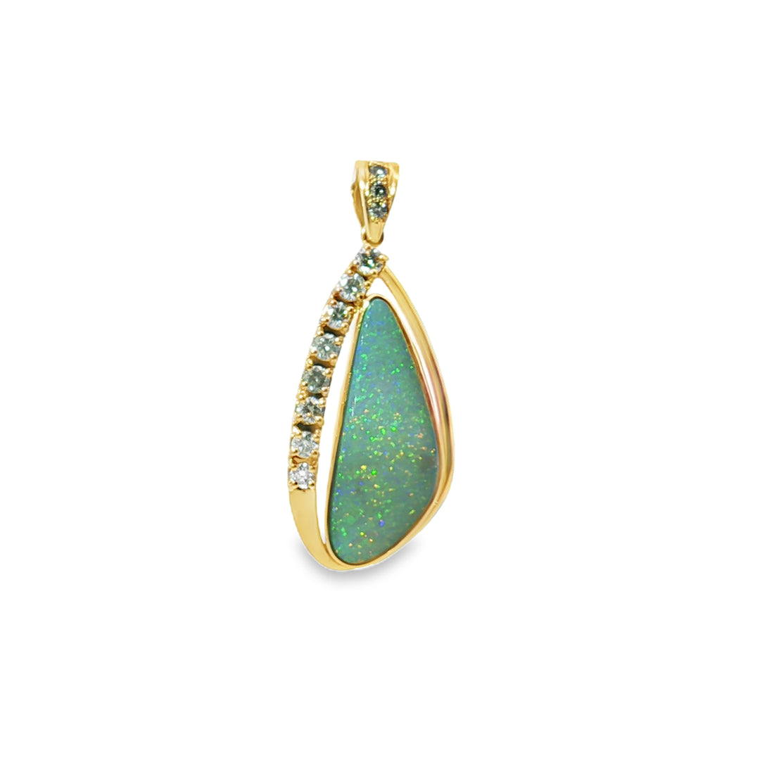 18ct Yellow Gold Pendant with Abstract-Shaped Green Opal Cabochon