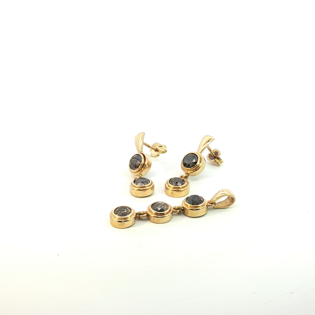 18ct Yellow Gold Stud Earrings with Chocolate Diamonds and Matching Pendant