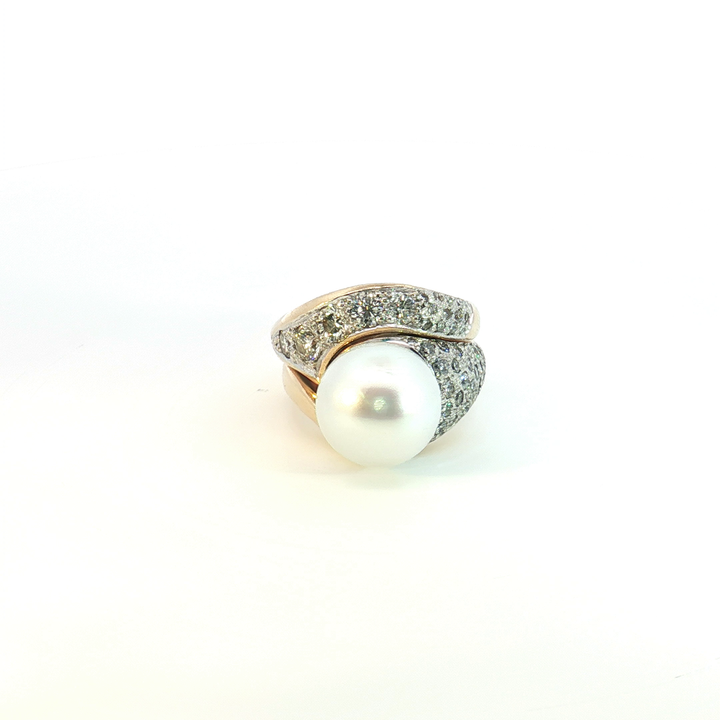 18ct Yellow Gold Pearl ring with pave diamonds and matching diamond ring