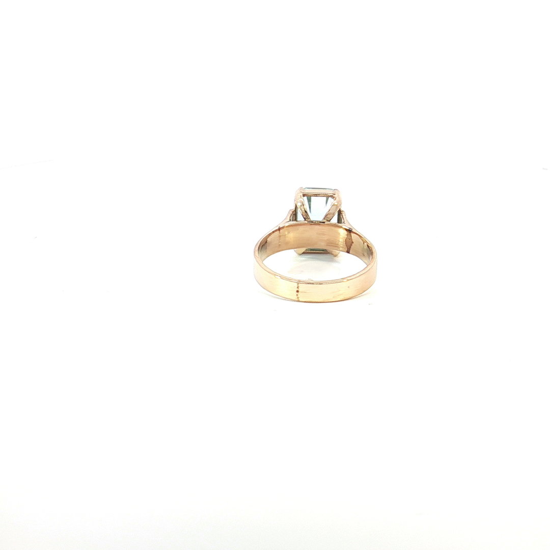 9ct YG Blue Topaz Dress Ring