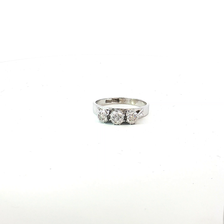 18ct WG 3 Diamond Ring