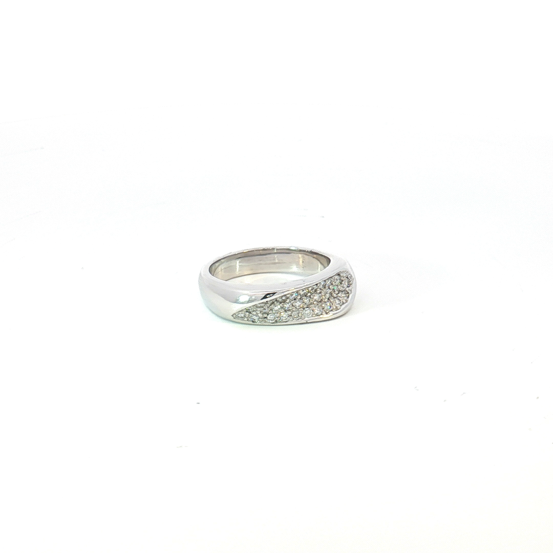 18ct WG Pave Diamond Ring