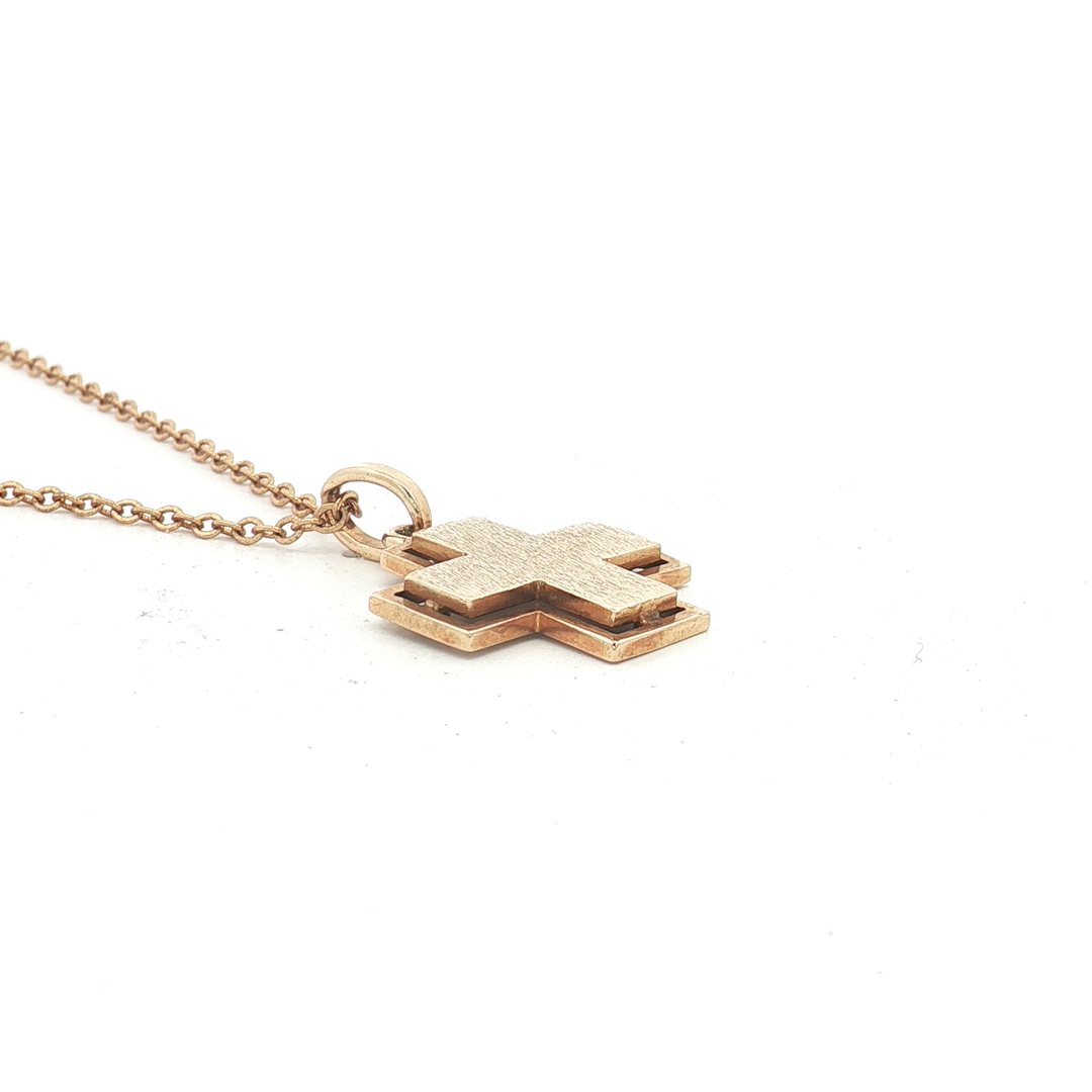 18ct YG Cross Pendant