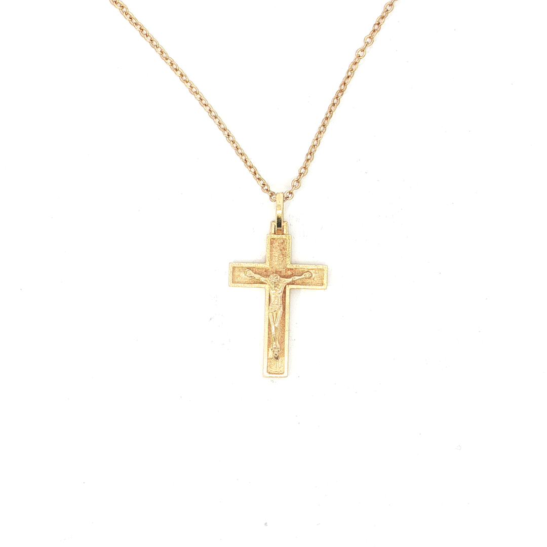 18ct YG Crucifix Pendant