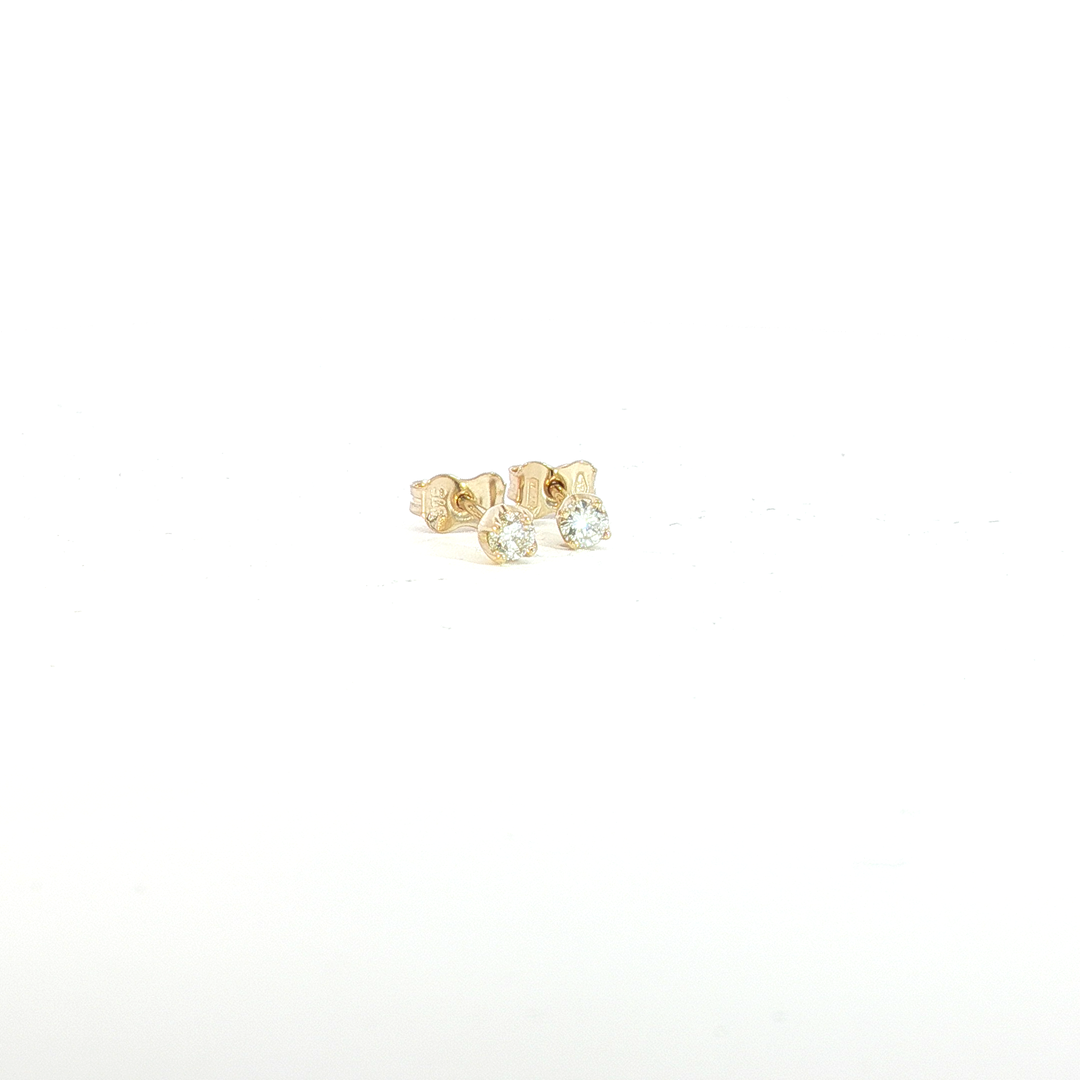 9ct YG Diamond Stud Earrings