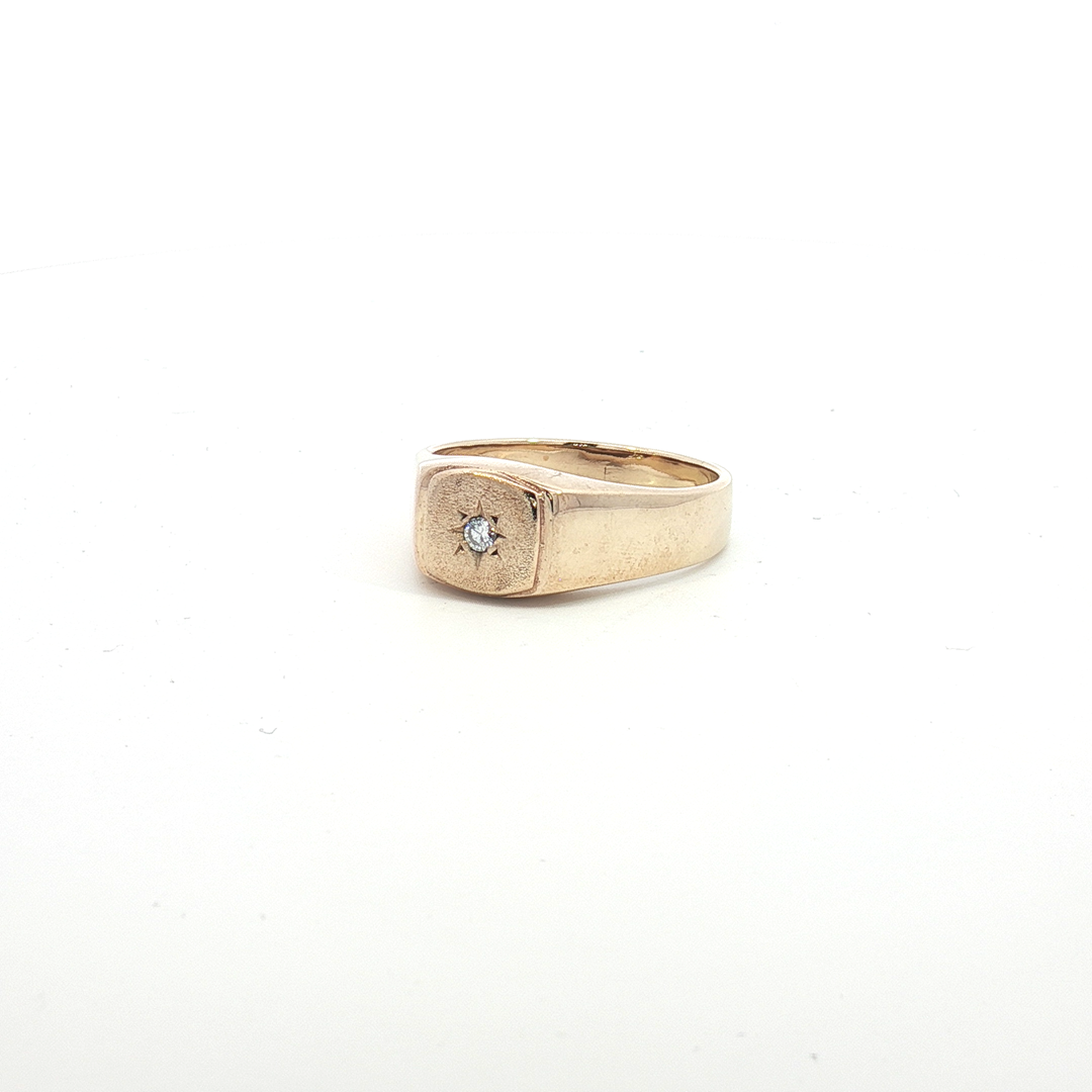 9ct YG Diamond Set Signet Ring