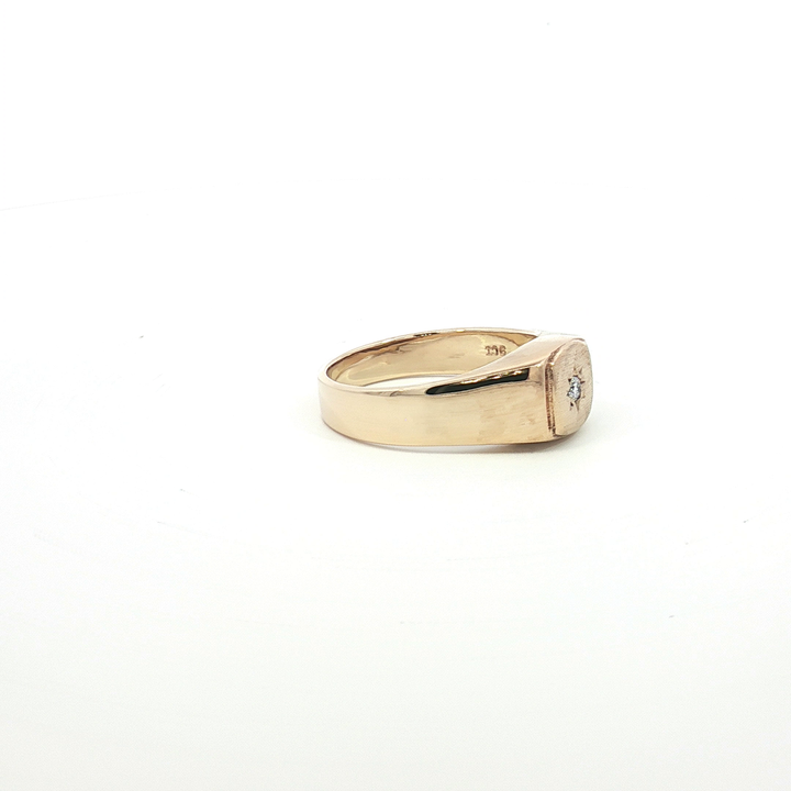 9ct YG Diamond Set Signet Ring