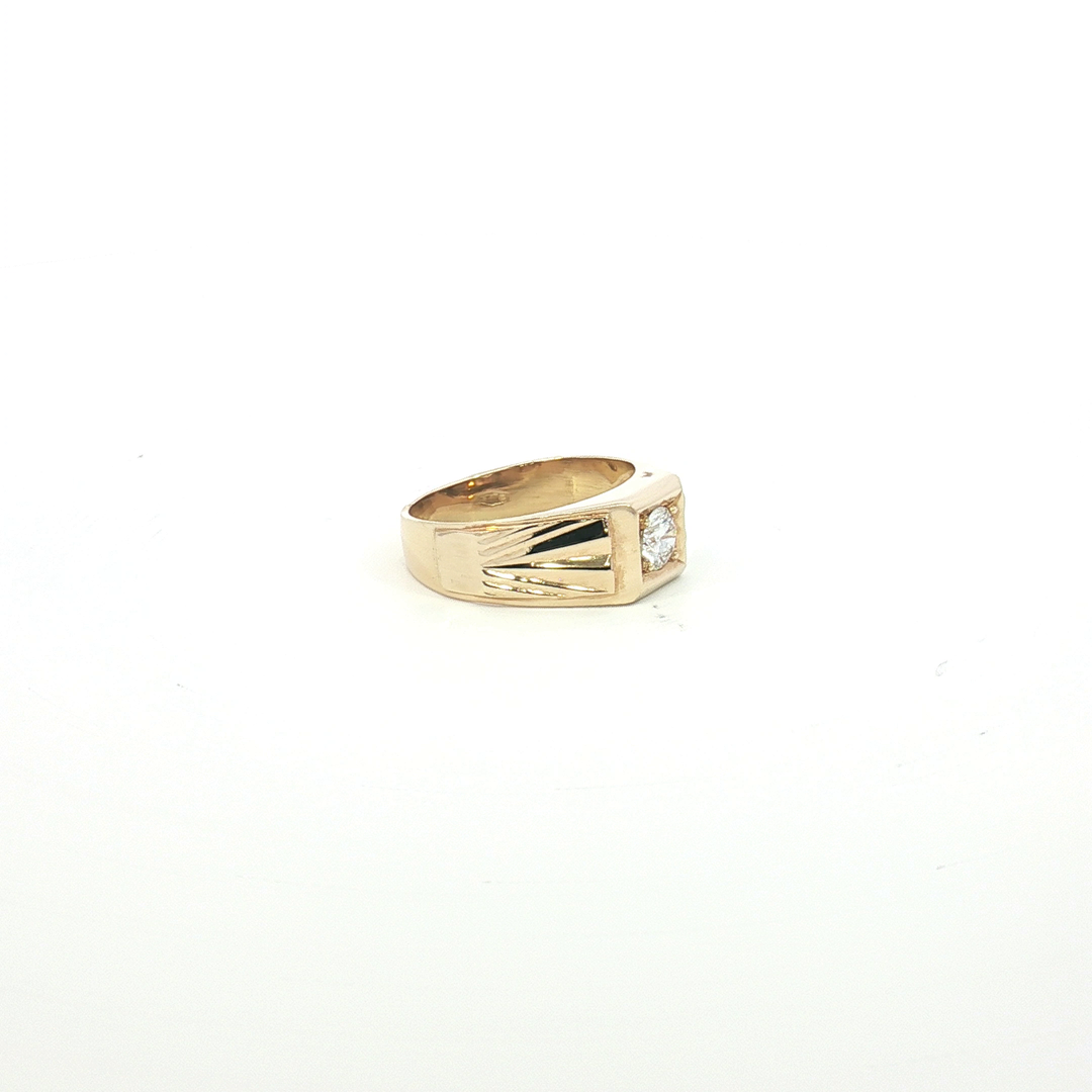 18ct YG Diamond Signet Ring