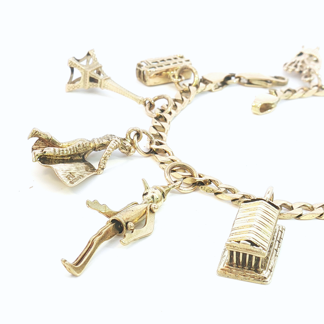 18ct YG Bracelet with 14ct YG Charms
