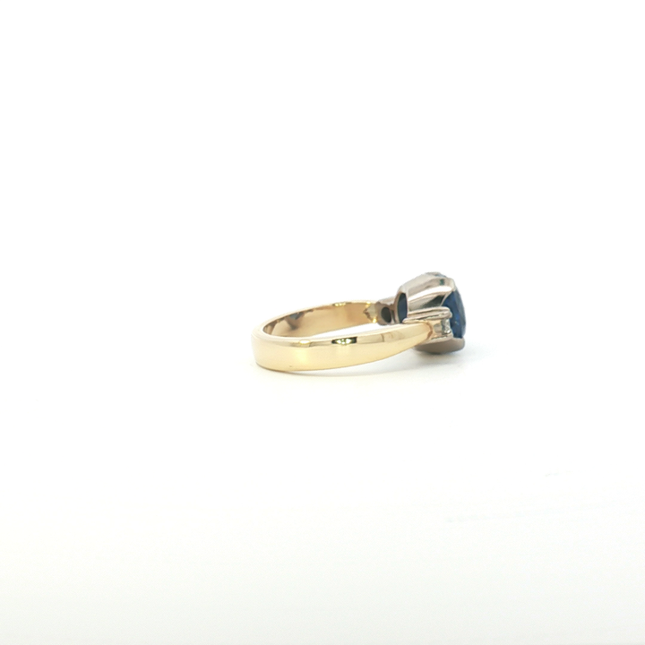 18ct 2Tone Ceylon Sapphire and Diamond Trilogy Ring