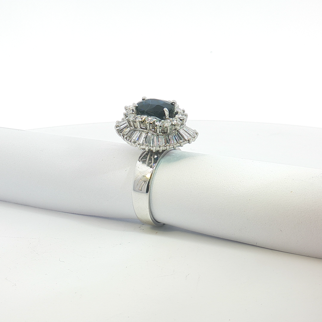 14ct WG Sapphire and Diamond Sunburst Cocktail Ring