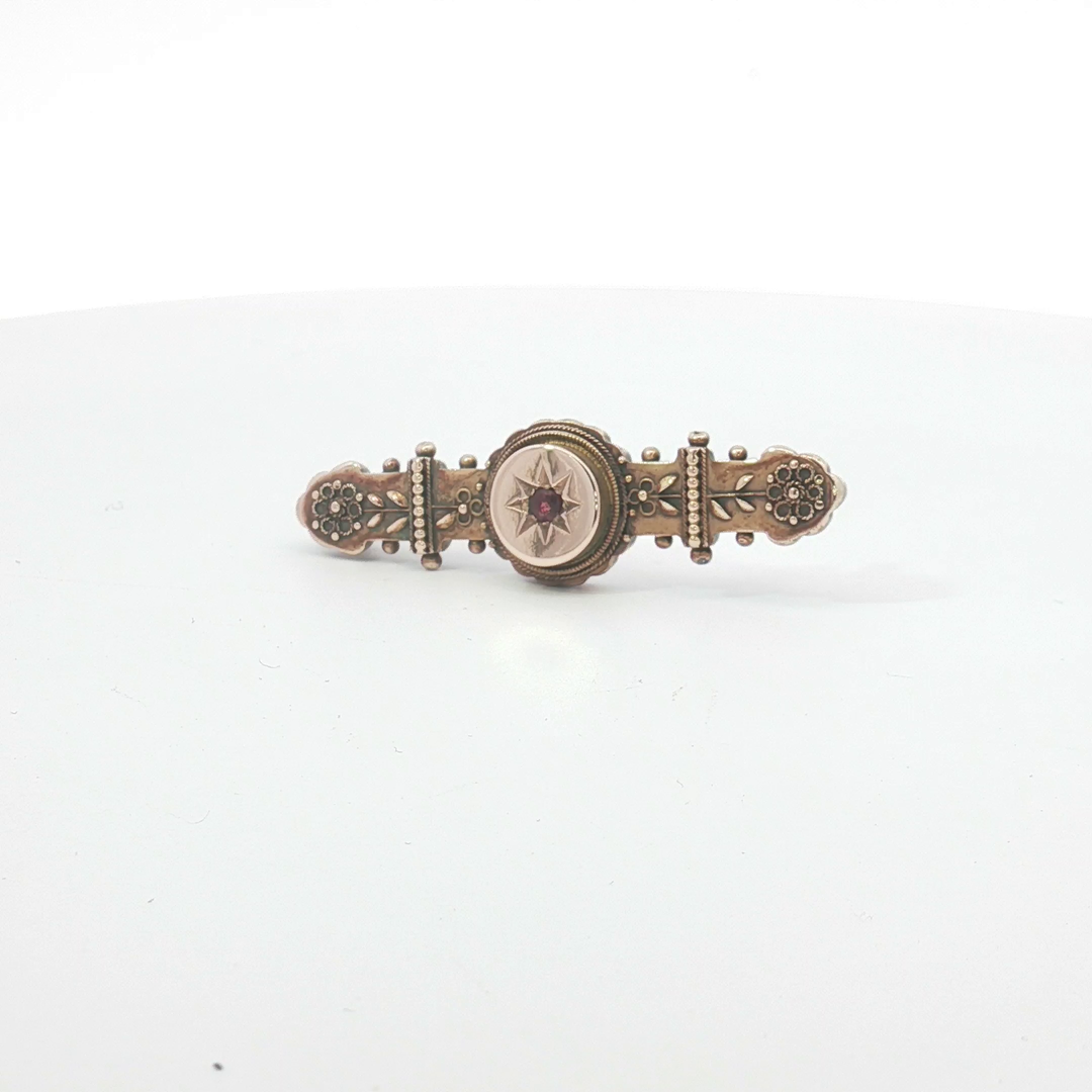 Antique 15ct RG Bar Brooch with Ruby