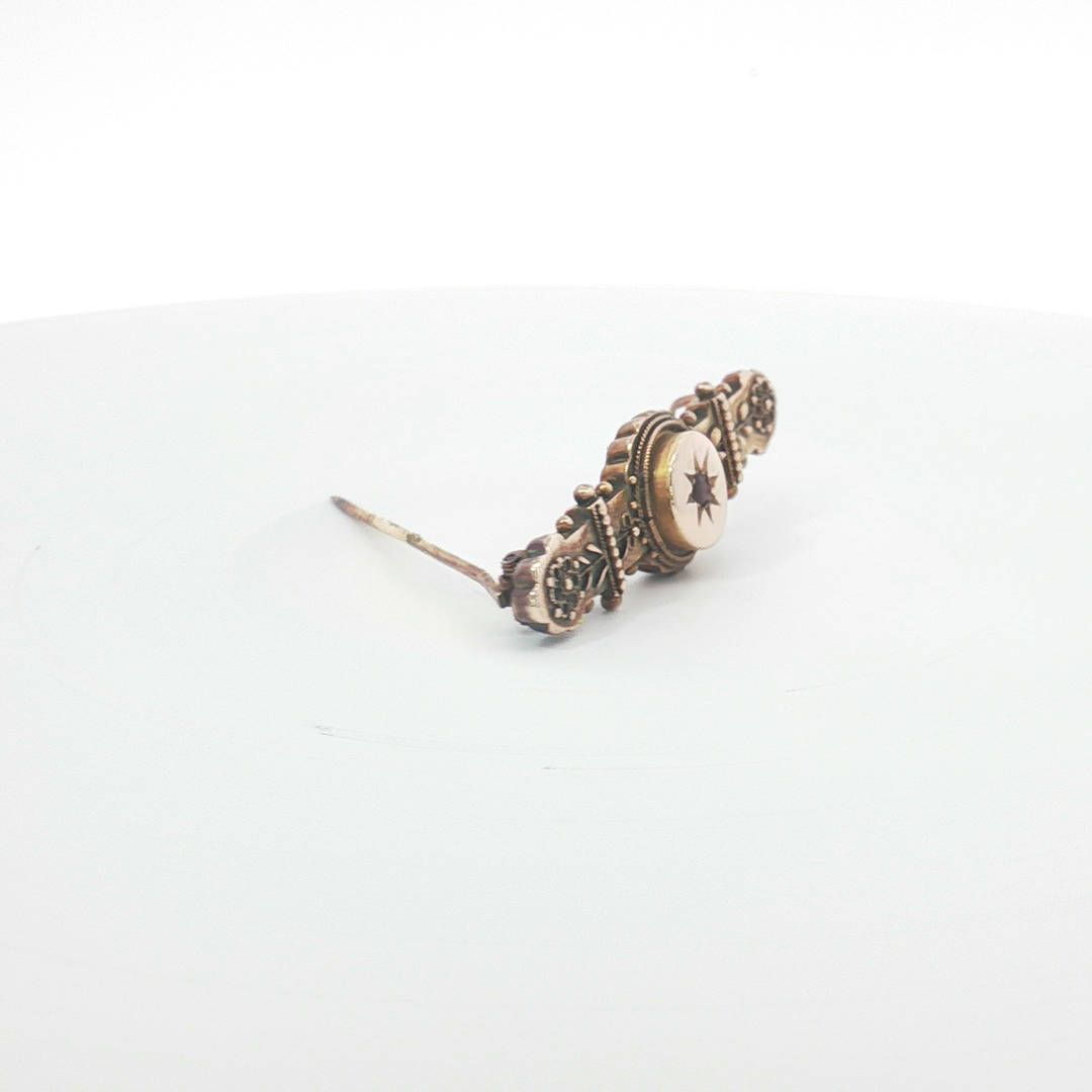 Antique 15ct RG Bar Brooch with Ruby