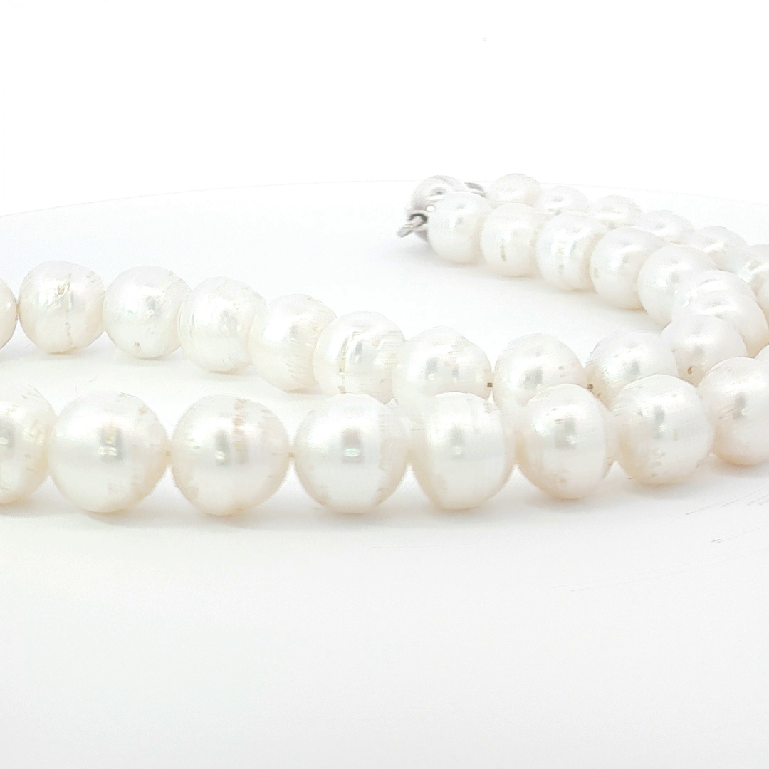 South Sea Pearl Strand