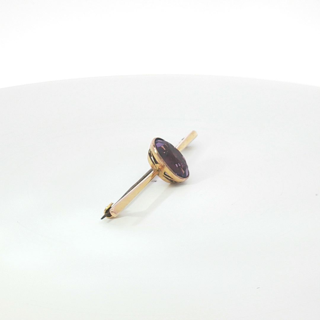 9ct YG Amethyst Bar Brooch