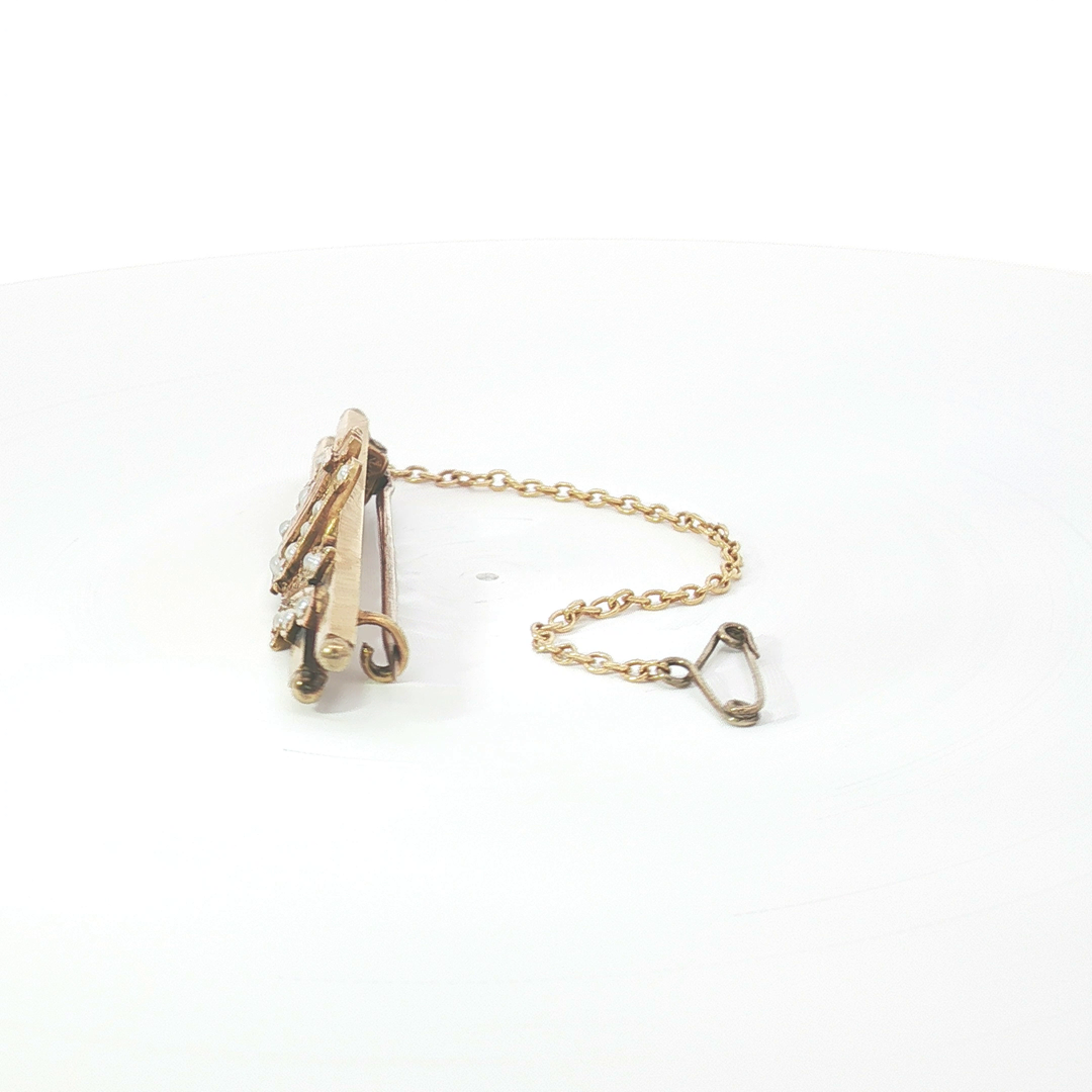 15ct YG Seed Pearl Lyre Bar Brooch