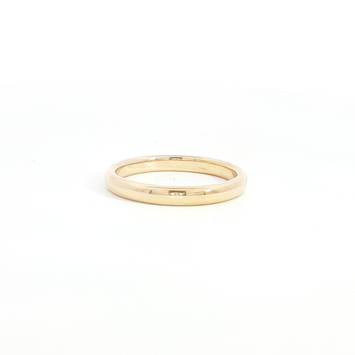 18ct YG Classic Half Round Wedder