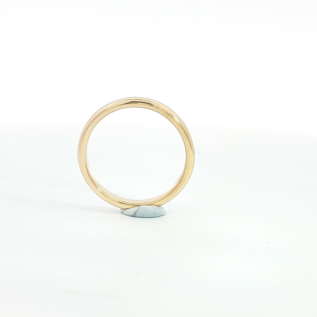 18ct YG Classic Half Round Wedder