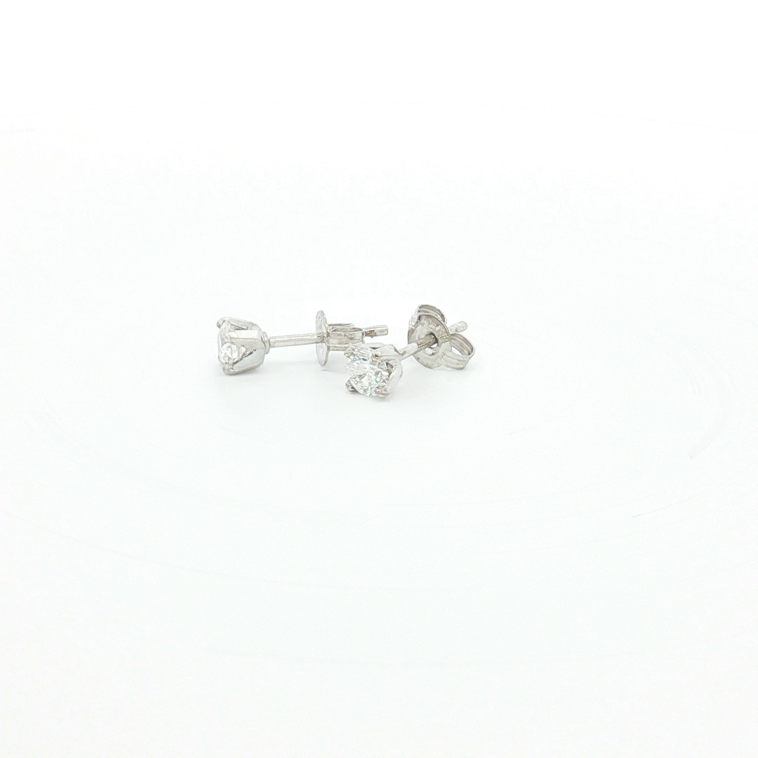 18ct WG Round Brilliant Diamond Stud Earrings
