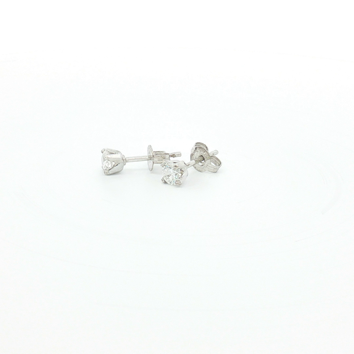 18ct WG Round Brilliant Diamond Stud Earrings
