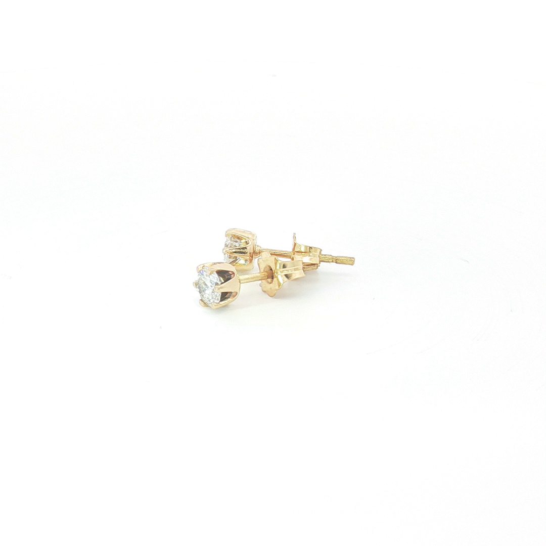 18ct YG Round Diamond Stud Earrings