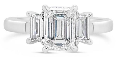 18ct white gold emerald and baguette cut diamond trilogy ring