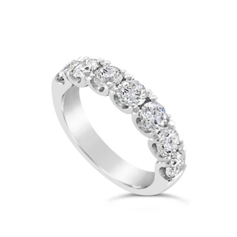 Ladies 18ct White Gold Scolloped Diamond Anniversary Ring