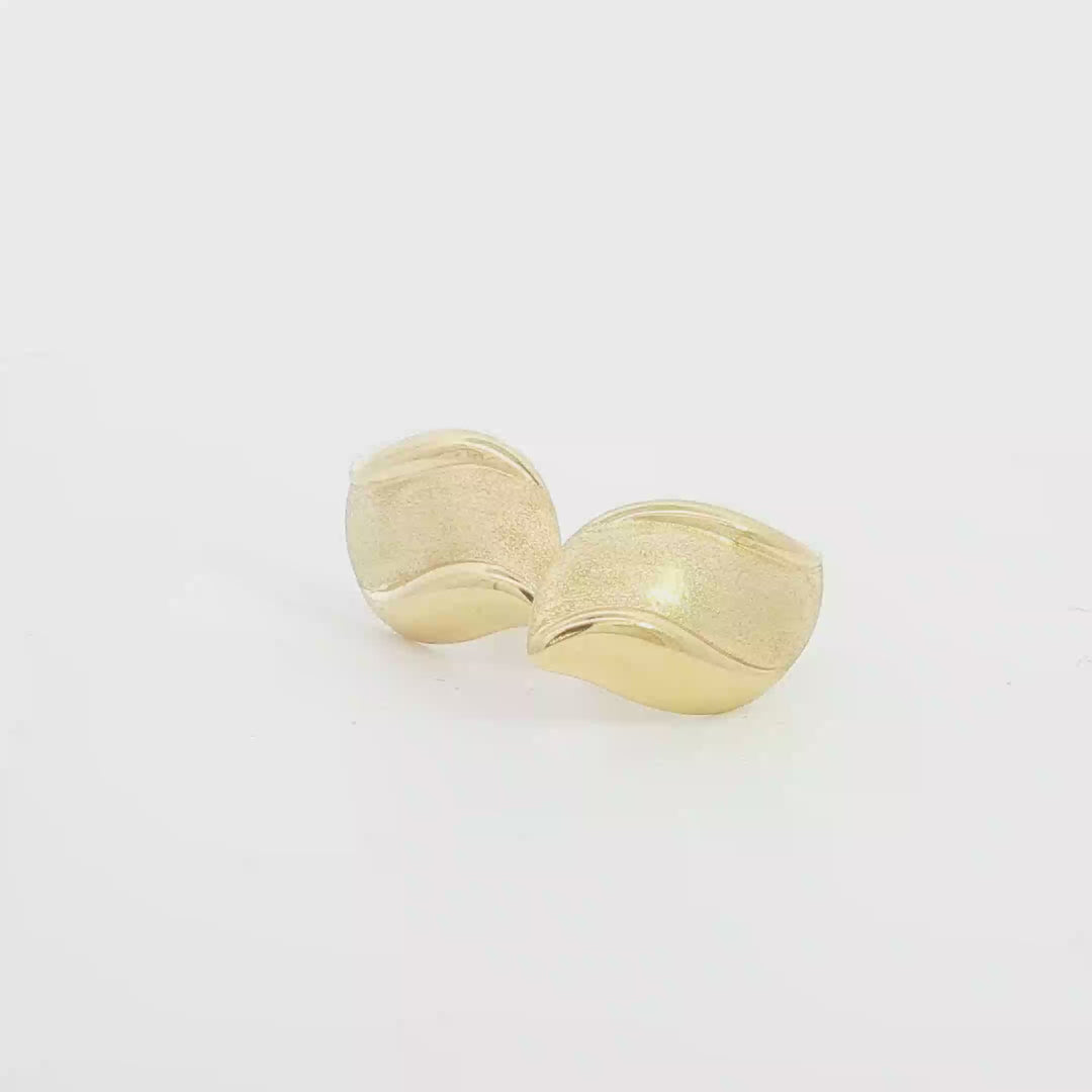 18ct YG Textured Leaf Stud Earrings