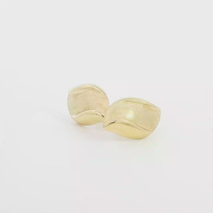 18ct YG Textured Leaf Stud Earrings