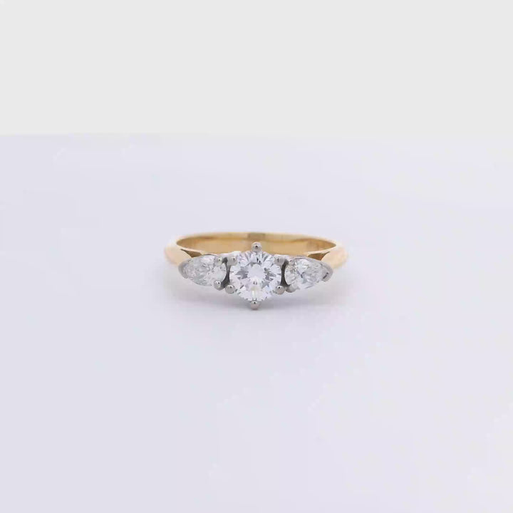 Ring 18ct 2T Trilogy Ring