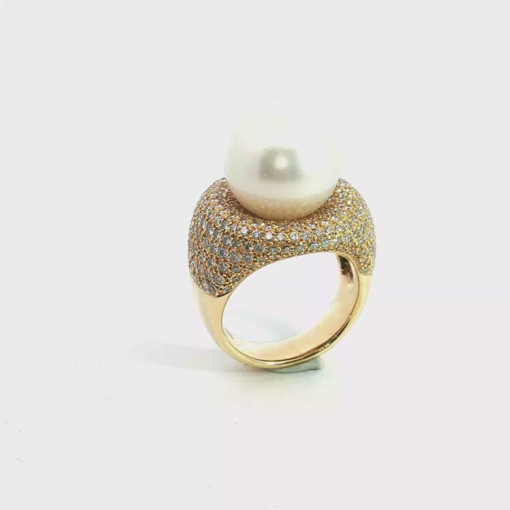 18ct Yellow Gold Cocktail Ring with South Sea Pearl and Diamonds